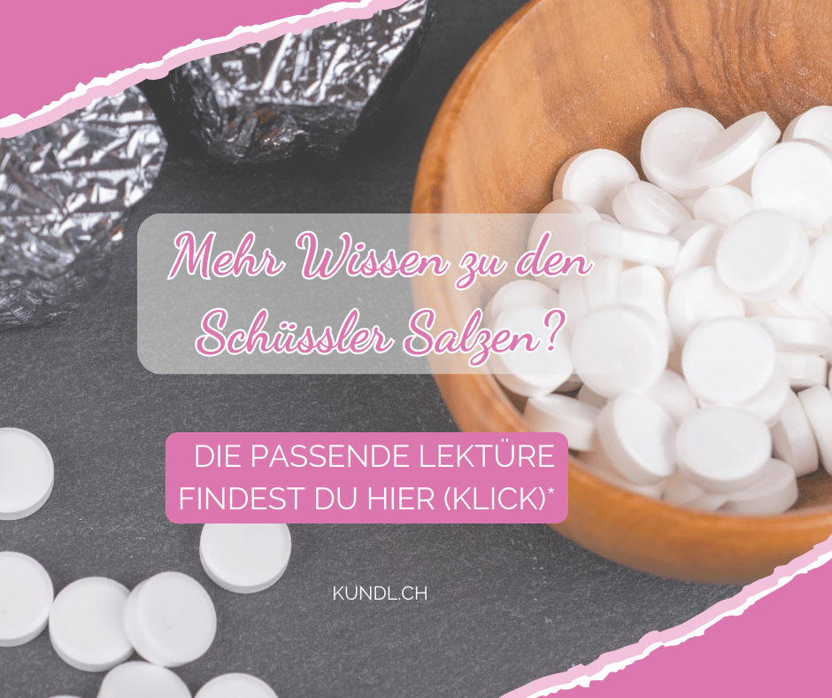 Schüssler Salze in Holzschüssel als Affiliatelink zu Literatur zu den Schüssler Salzen