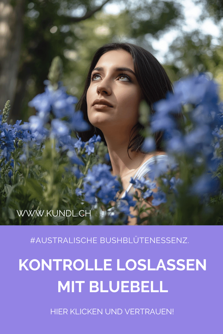 nachdenkliche Frau inmitten von blauen Blüten