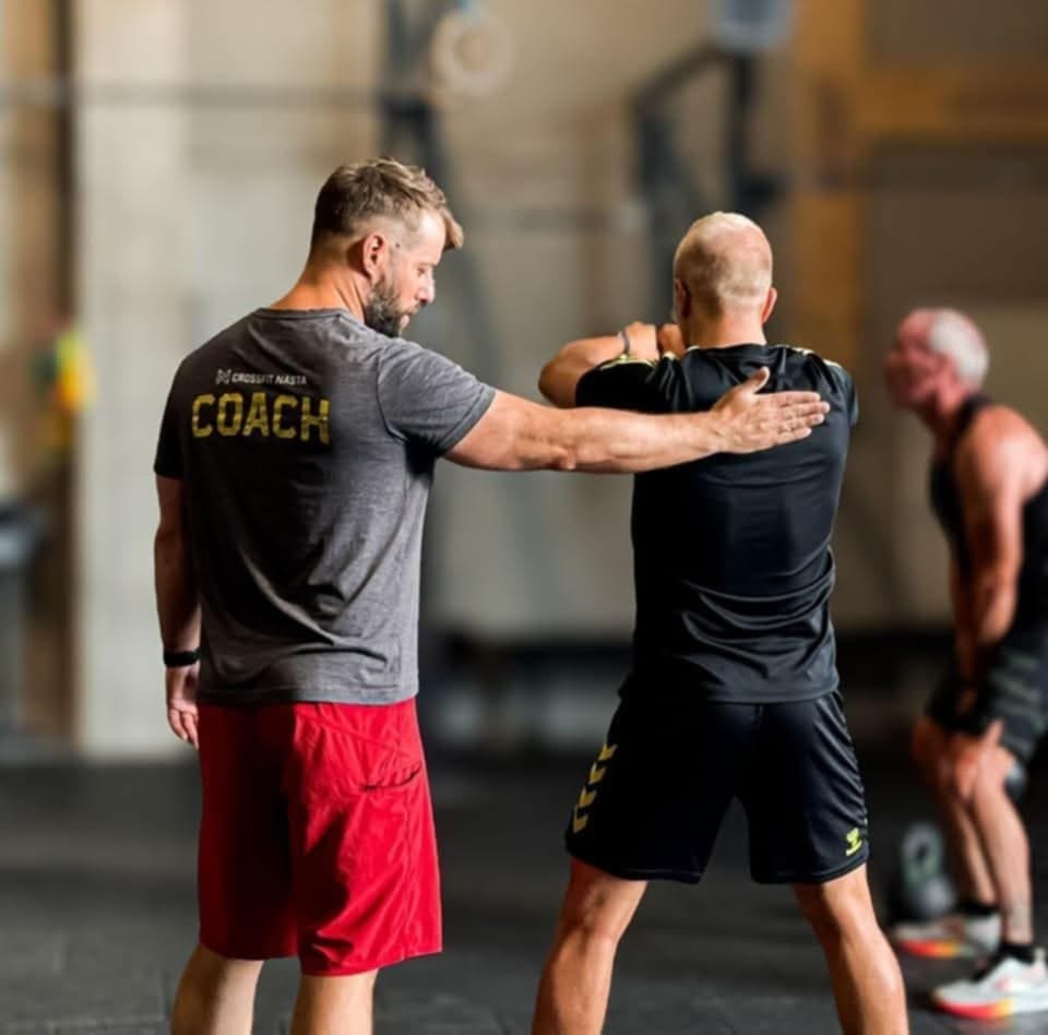 Jérôme, coach en nutrition et préparation physique, guide vers une vie saine et équilibrée.