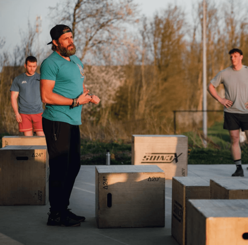 Découvrez Yannick, Personal Trainer et ancien footballeur, pour un accompagnement premium.
