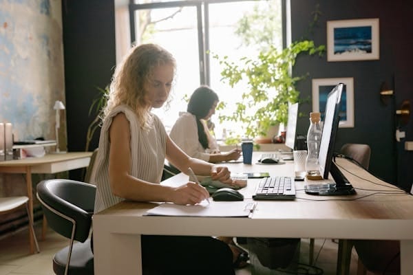 Assistante-virtuelle pour les entrepreneurs digitaux et freelances