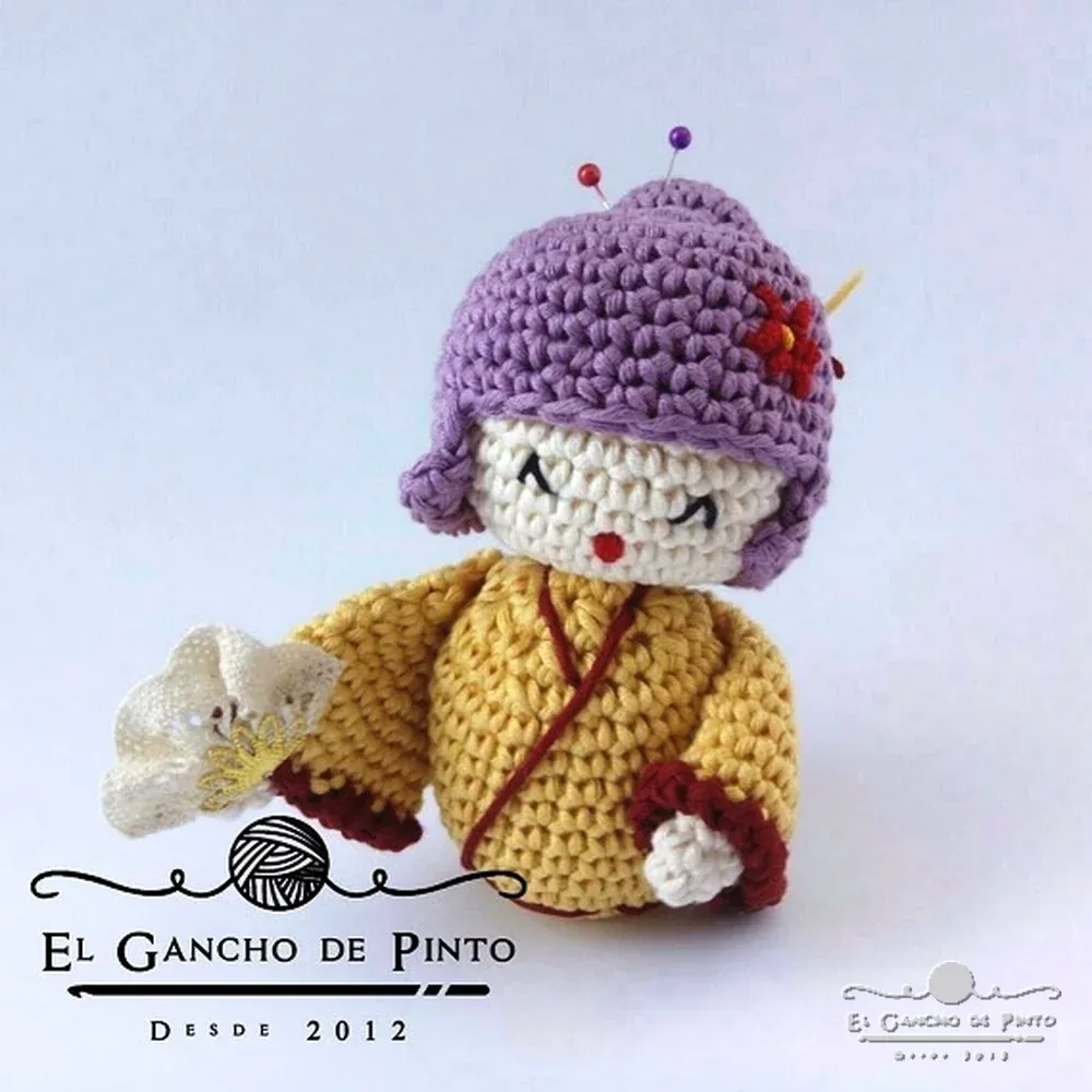 keisa Amigurumi colorido hecho a mano en ganchillo