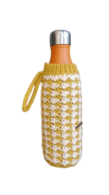 patron ganchillo funda amarilla botella de agua