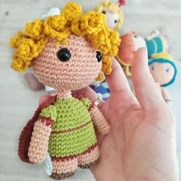 patron amigurumi dios hermes