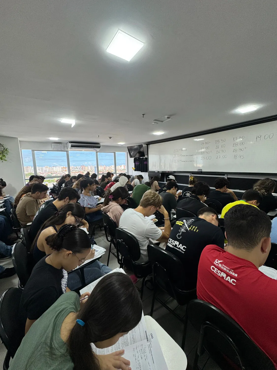 Anotações de física e exercícios
