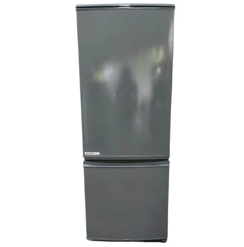 Panasonic Gray 7 cu ft Bottom Freezer refrigerator