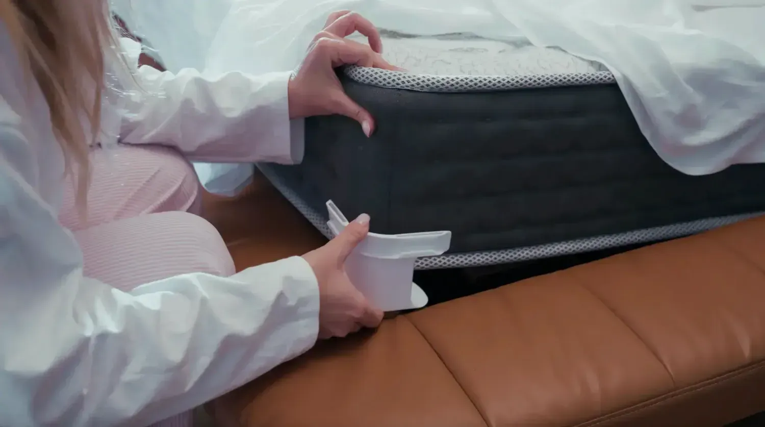 ClipNest Hands-On Test: The Simple Joy of a Made Bed