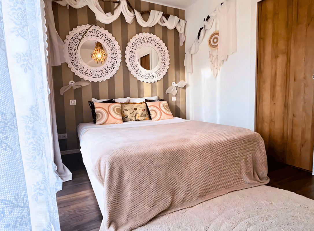 L'une de nos chambres "La Bohème"