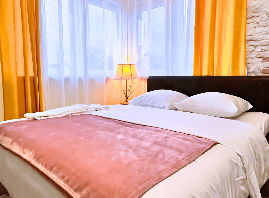 Le duplex et son premier lit queen size