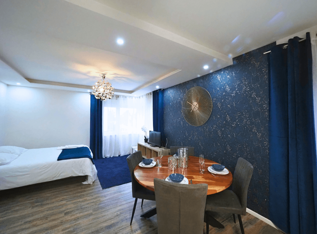 photo de l'espace nuit et repas de l'appartement "La Marine"