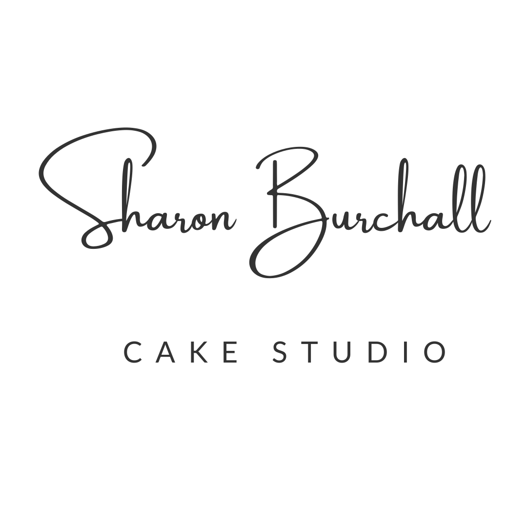 haron Burchall Cake Studio — cake decorating classes, tutorials, and guides for beginners and home bakers.