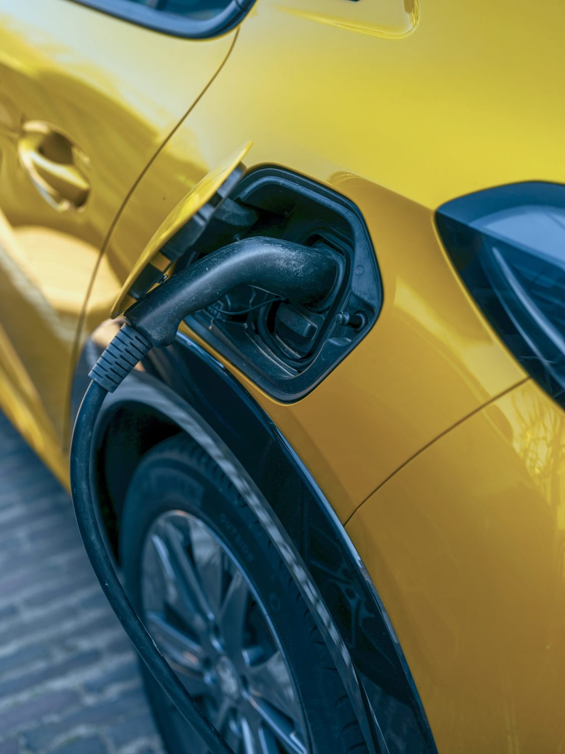 Elétricos e Híbridos