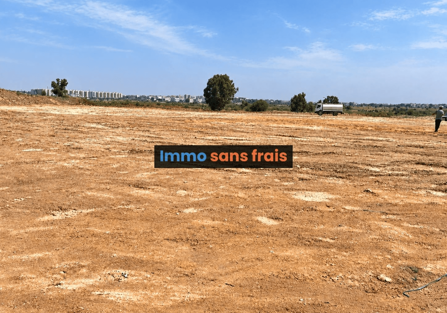 Terrain titré à vendre et à louer de 1 hectare à Ville Verte — Bouskoura