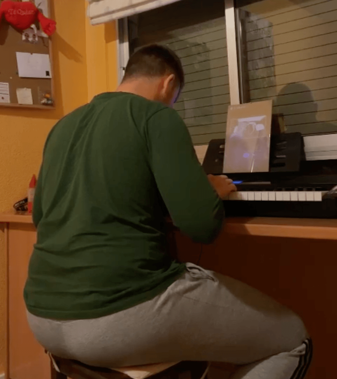 Yo disperso con el piano