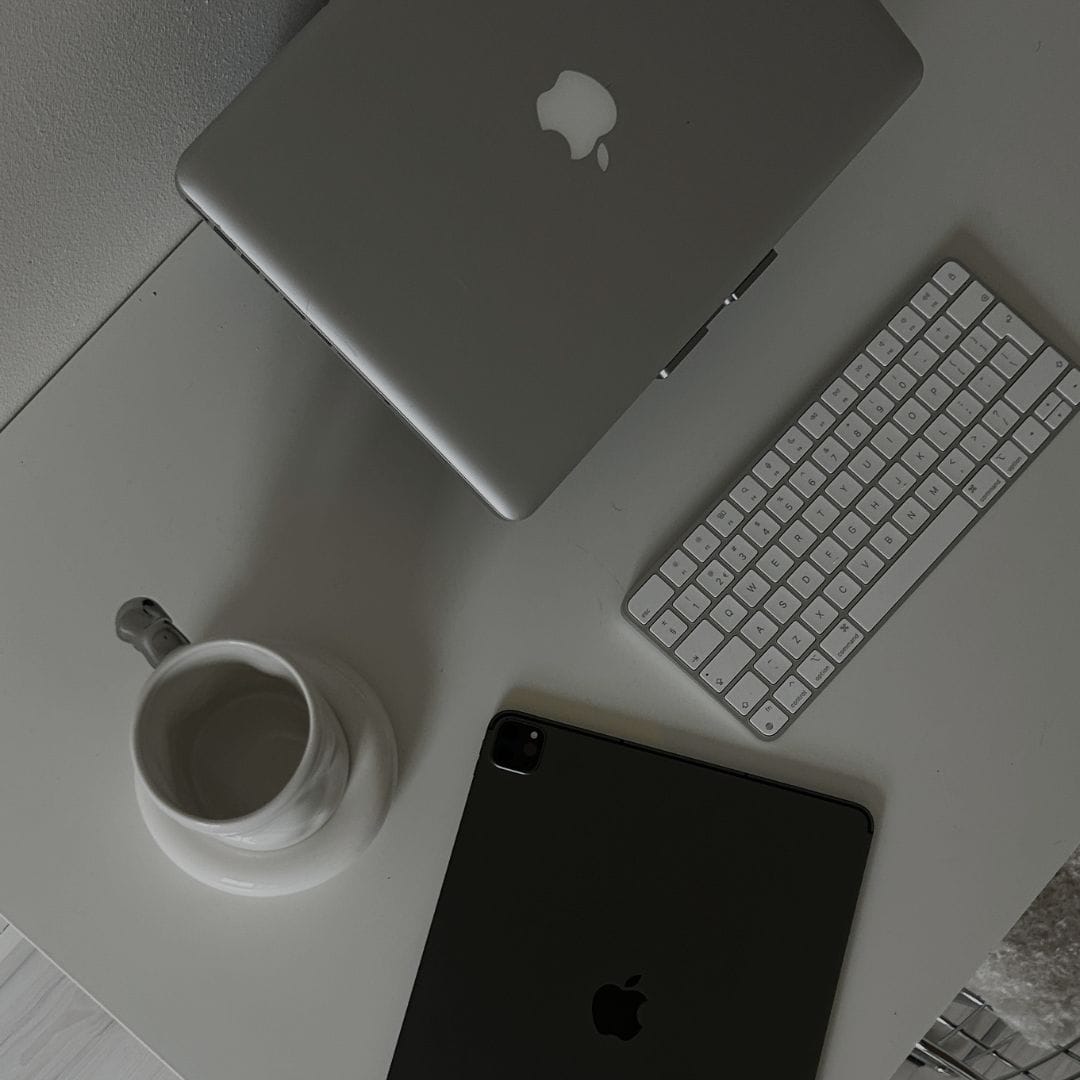 an seo consultants seo strategy plan ipad and her macbook for seo copywriting services