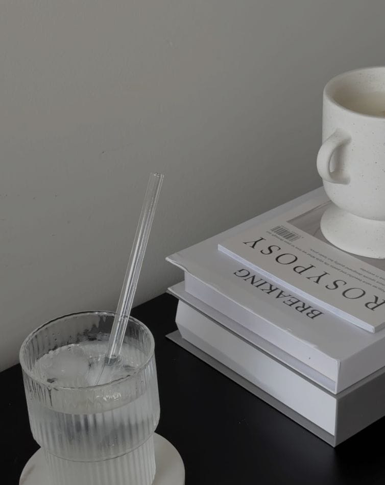 a linkedin consultant and their b2b linkedin strategy for business growth template 