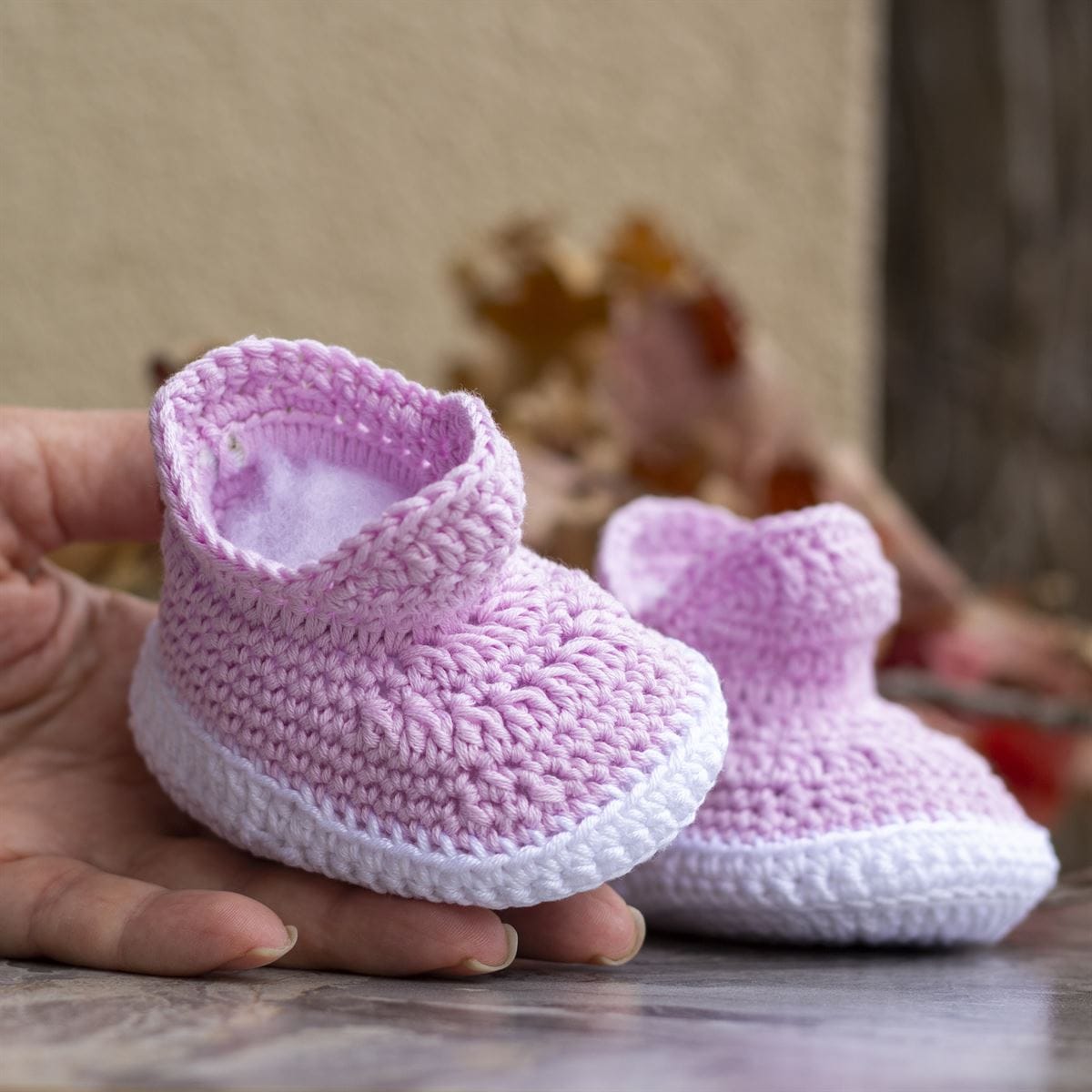 Easy Beginner Baby Booties Pattern