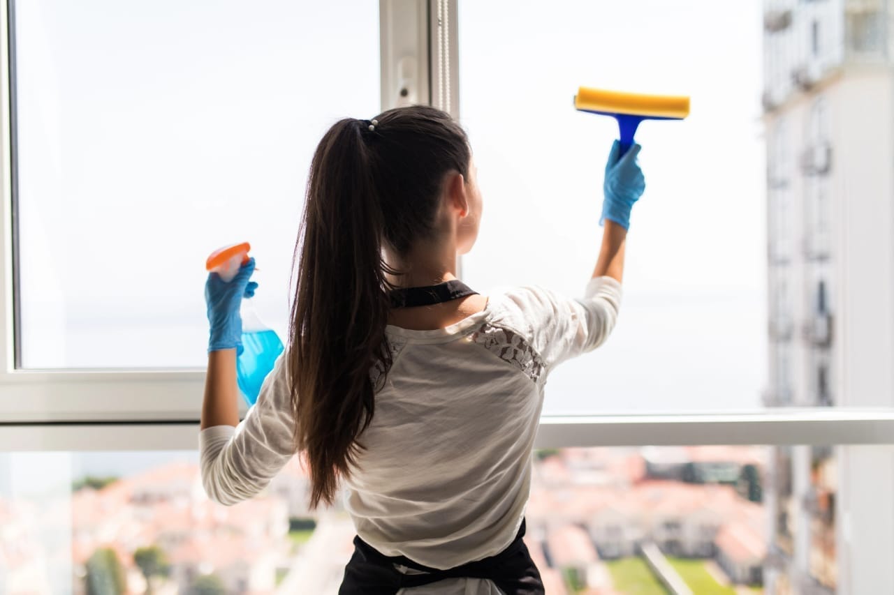 window cleaning in Santa Monica