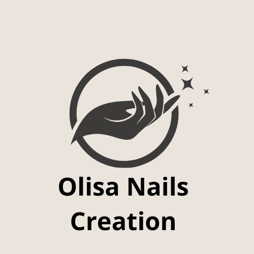 logo olisa.nails.création main noir effilée