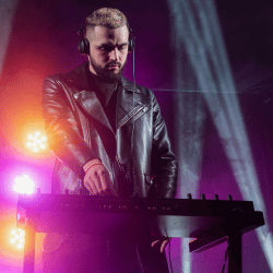 night-tastings-idella-sanders-dj