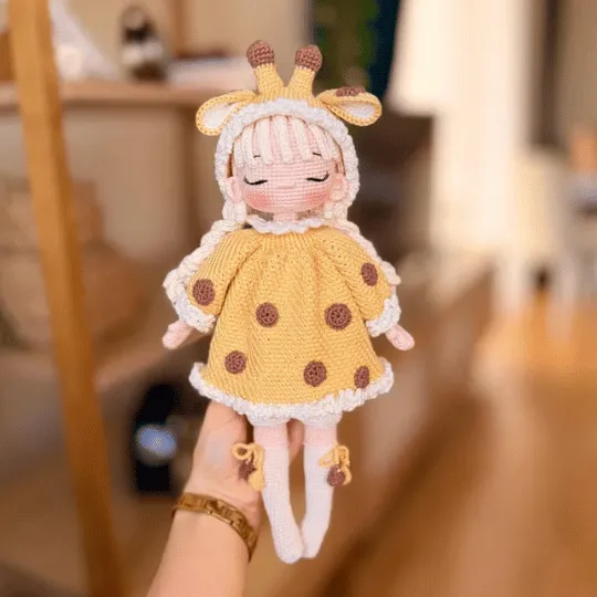 Amigurumi doll pattern #024