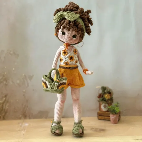 Amigurumi doll pattern #013
