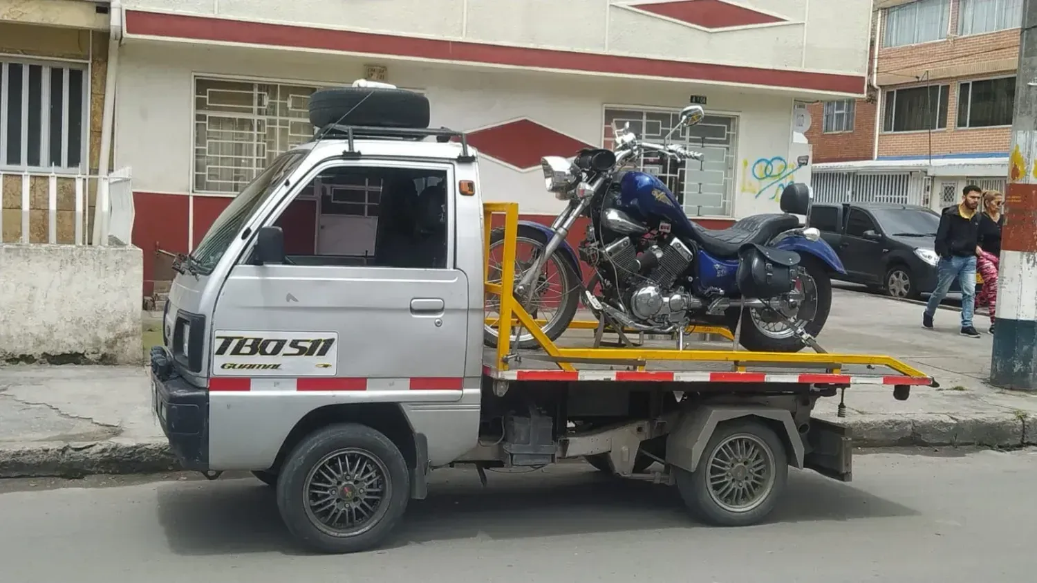 Motogrua en funcionamiento