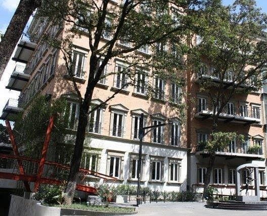 Supervisió n de construcció n de ascensores (Costodelproyectosupervisado US$ 150,000.00 ) - 2 Ascensores Mitsubishi.