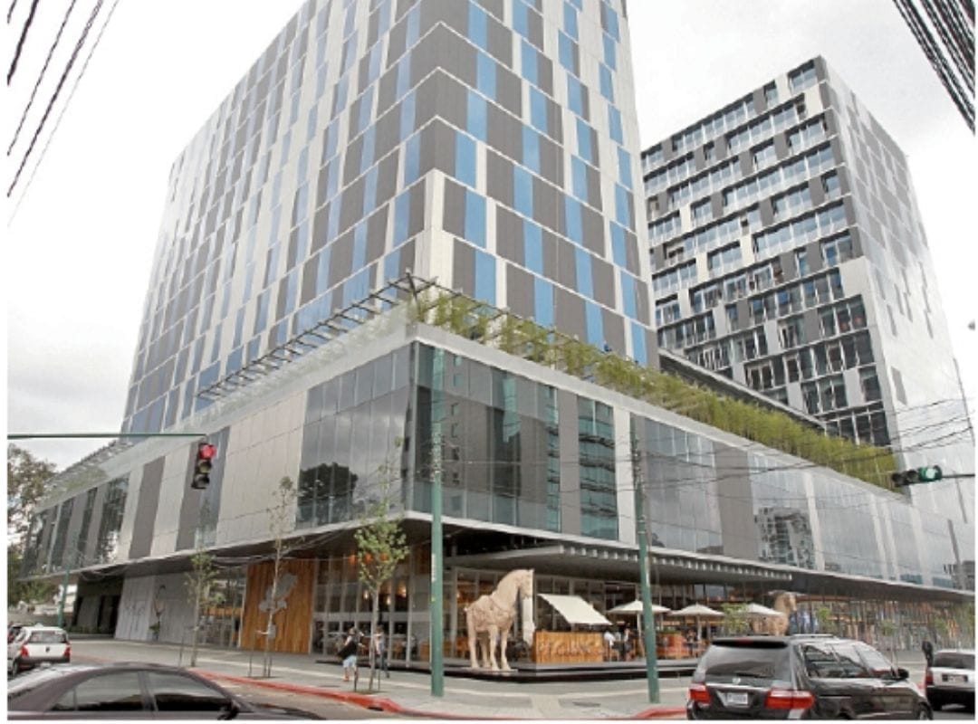 Supervisió n de construcció n de ascensores (Costo del proyecto supervisado US$ 780,000.00) - 10 Ascensores Mitsubishi