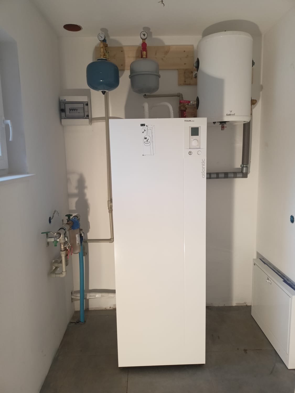 Montaż maszynowni grzewczej w budynku mieszkalnym