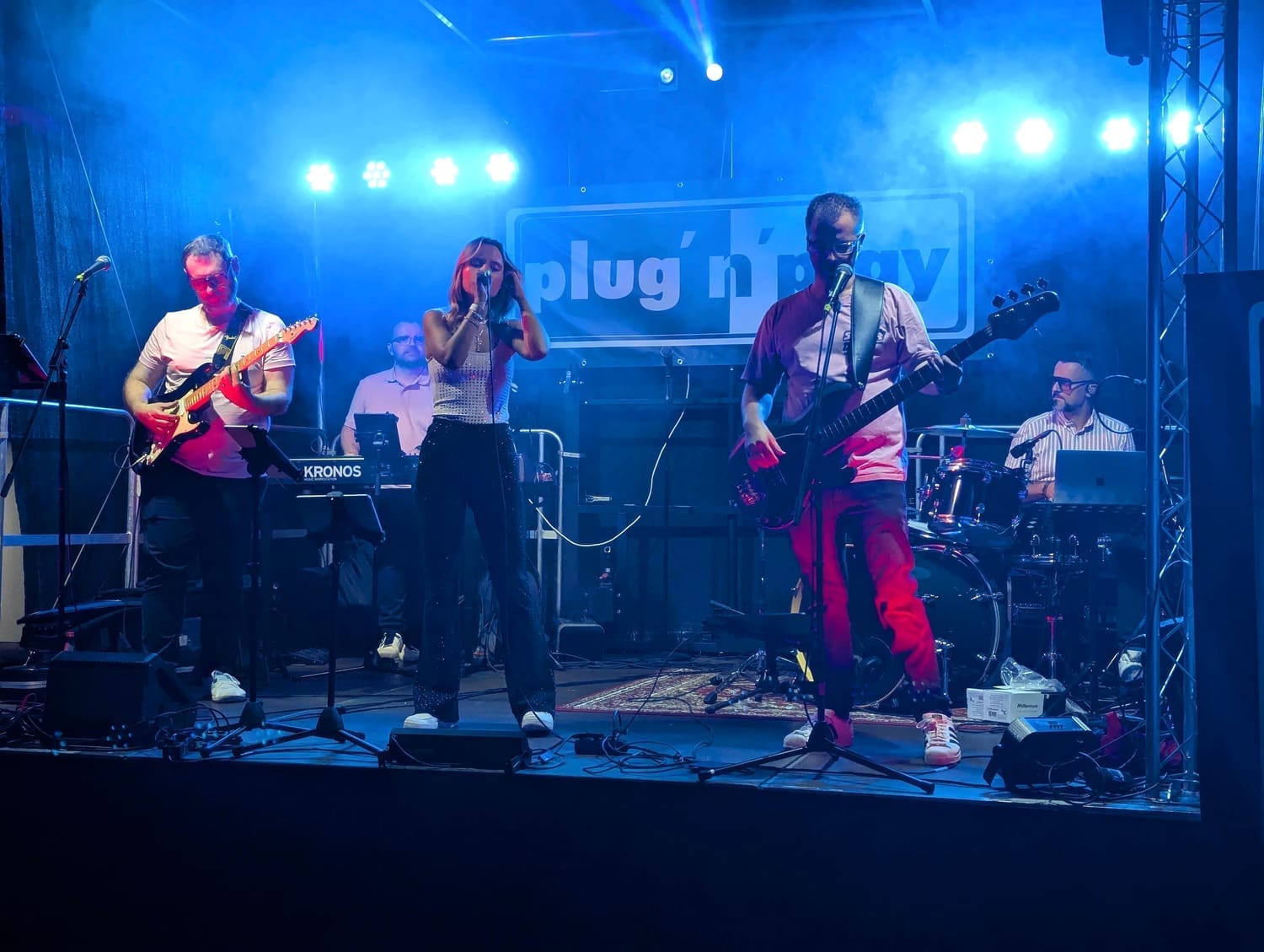 NINA Music - Bandauftritt