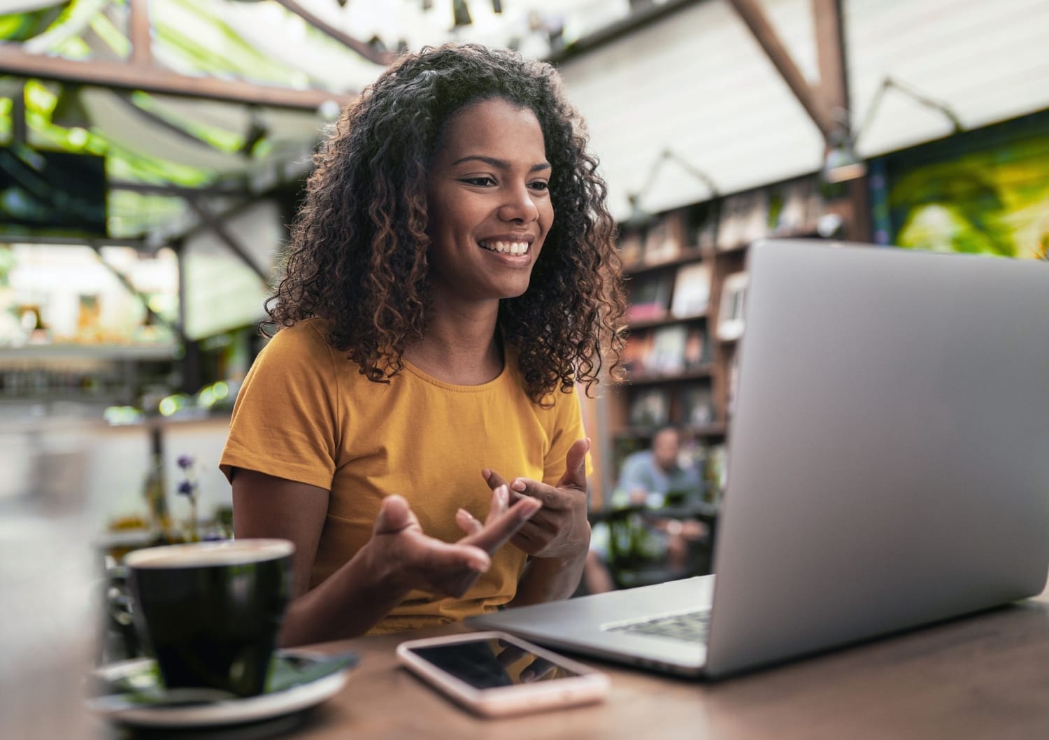 échange entre Naturelavie et un représentant d'une entreprise