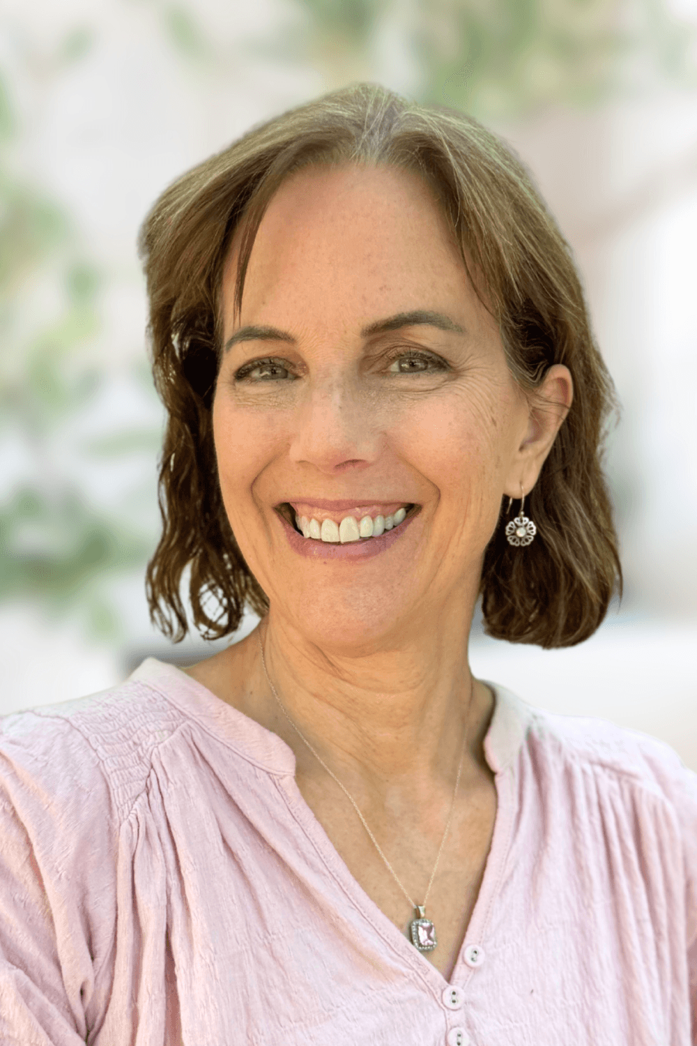 photo of podcast host Renee Allen