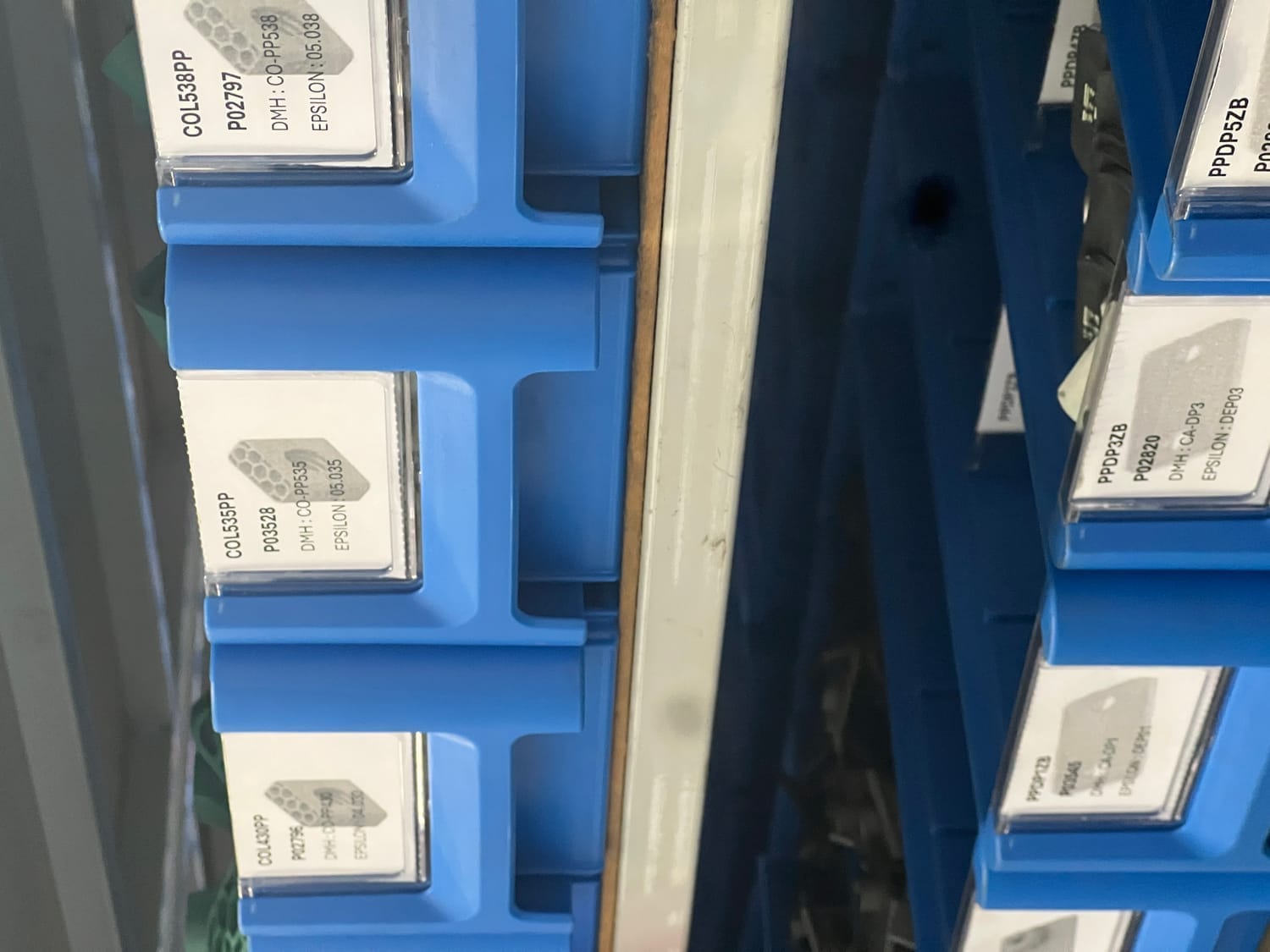 magasin composants hydrauliques pièces détachées hydrauliques