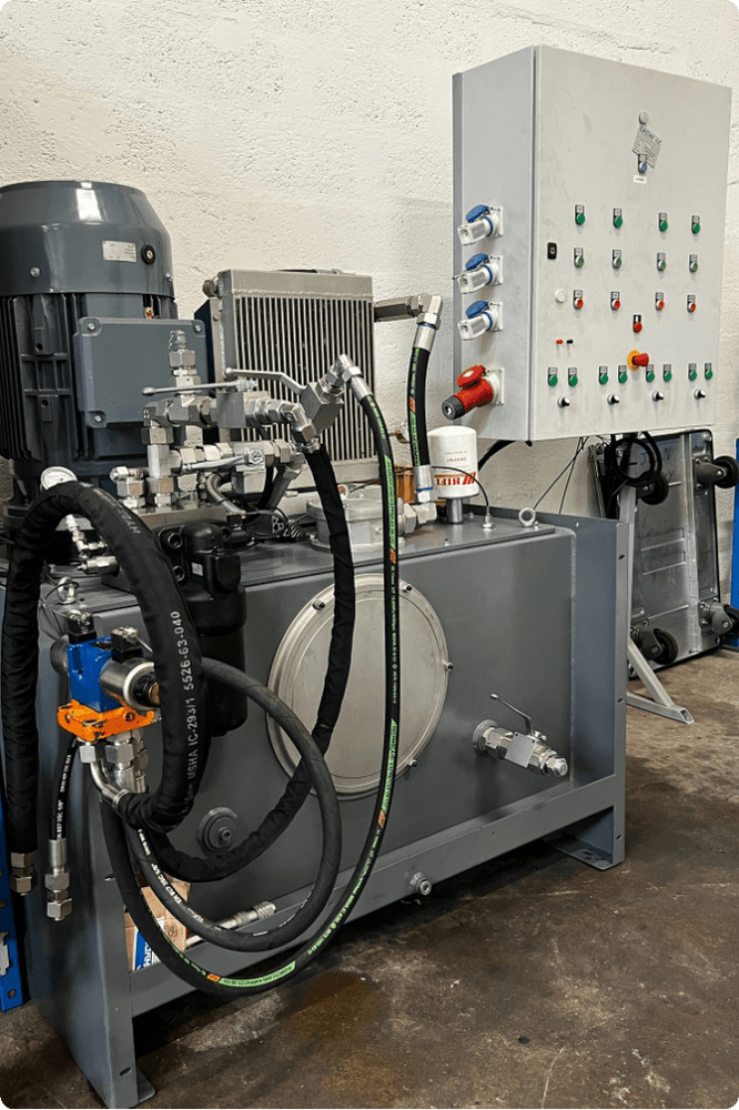 montage centrale hydraulique sur mesure