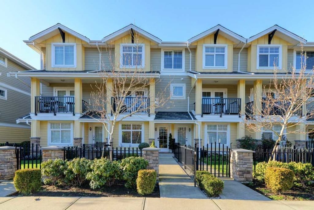 Augusta townhomes in Pacific Douglas, South Surrey