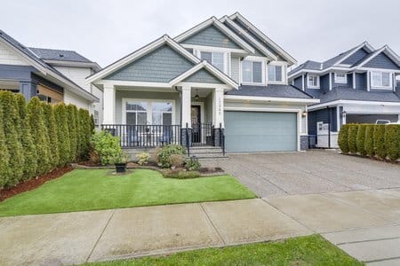 Home in Pacific Douglas, South Surrey