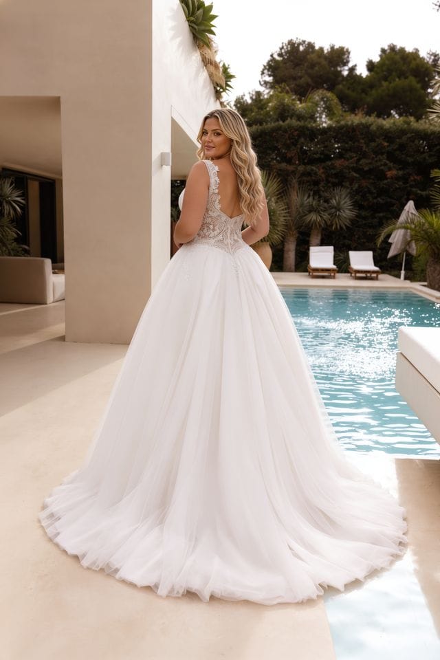 robe de mariée grande taille nantes