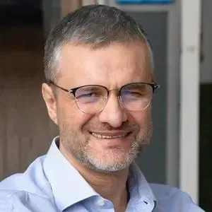 Daniel M.