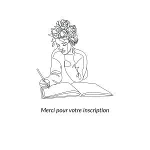 Maman écrivant dans un carnet de gratitude