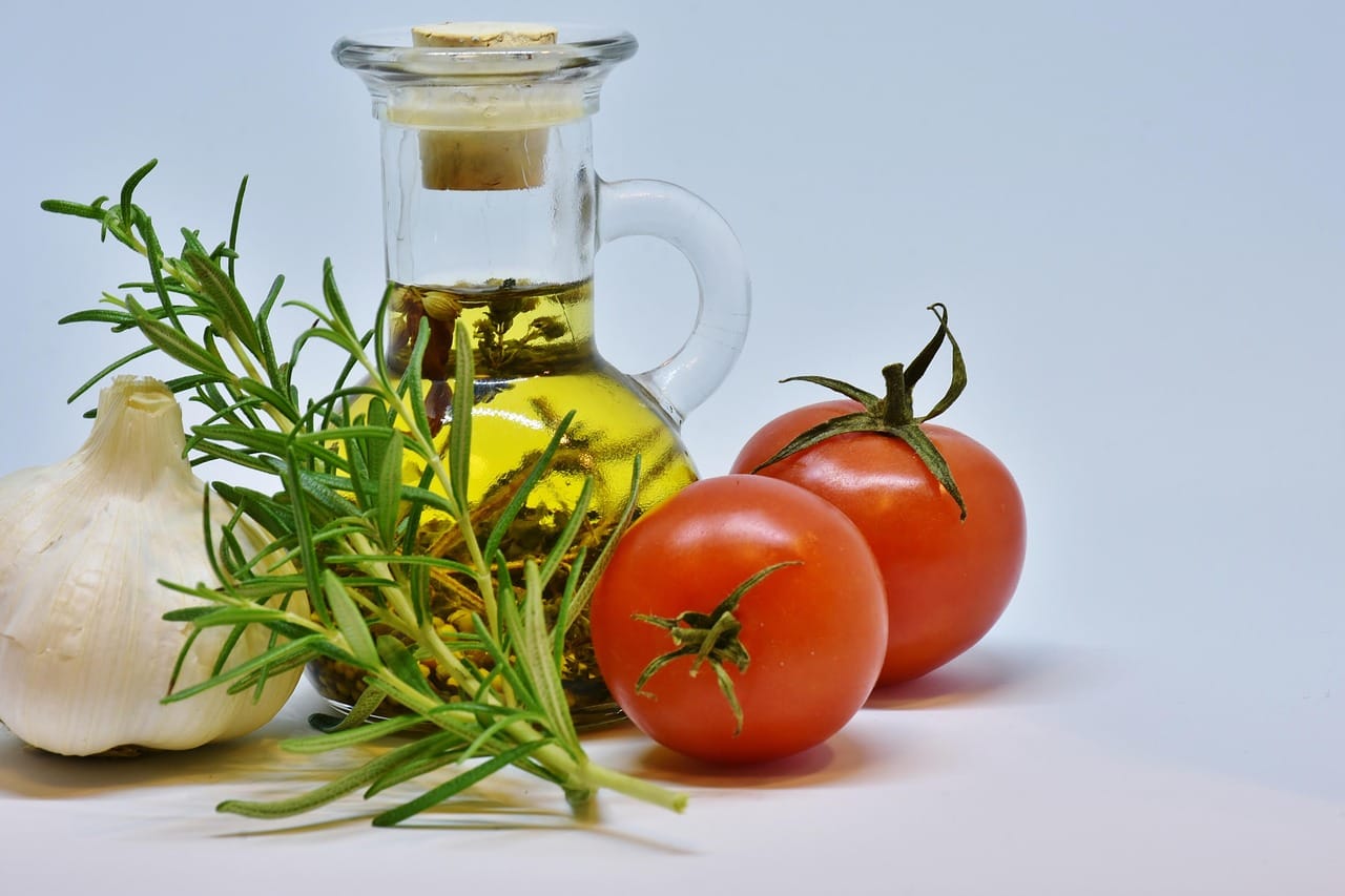 Olive oil has many benefits for hair and skin