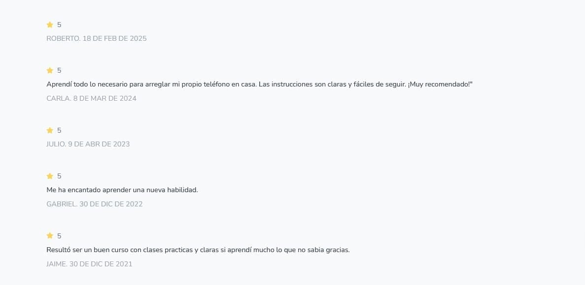 Estudiante de curso reparación de laptops coro