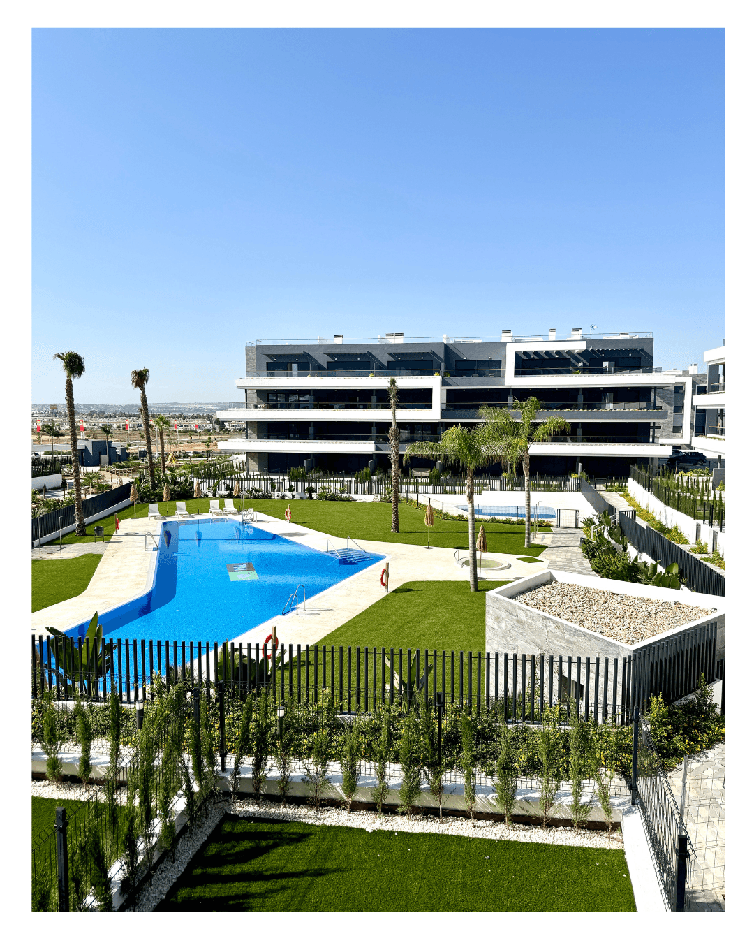 Pool area in Lagoons Village Costa Blanca