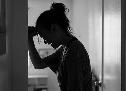 Femme triste