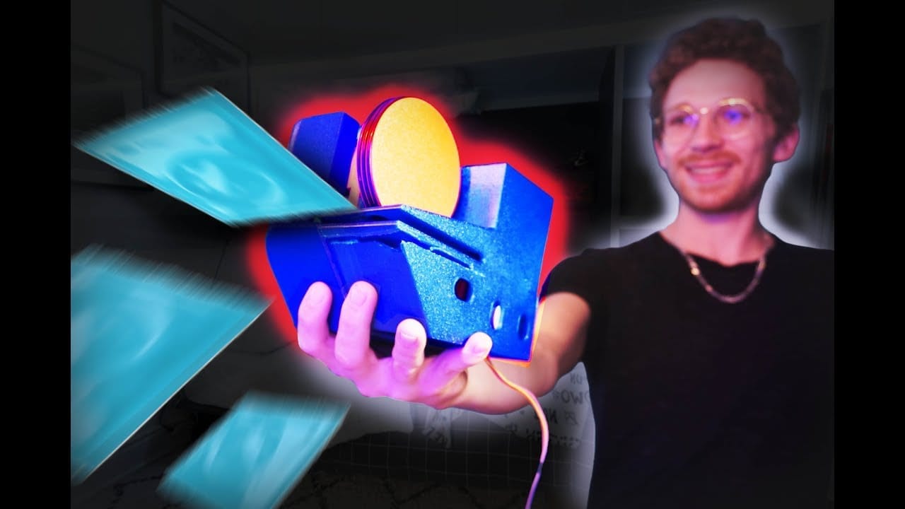 Lanceur de capote Naalis