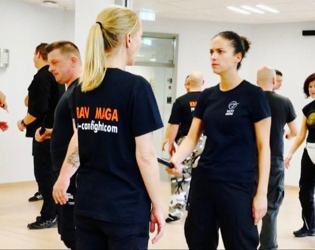 YOU CAN FIGHT Knife Defense Training