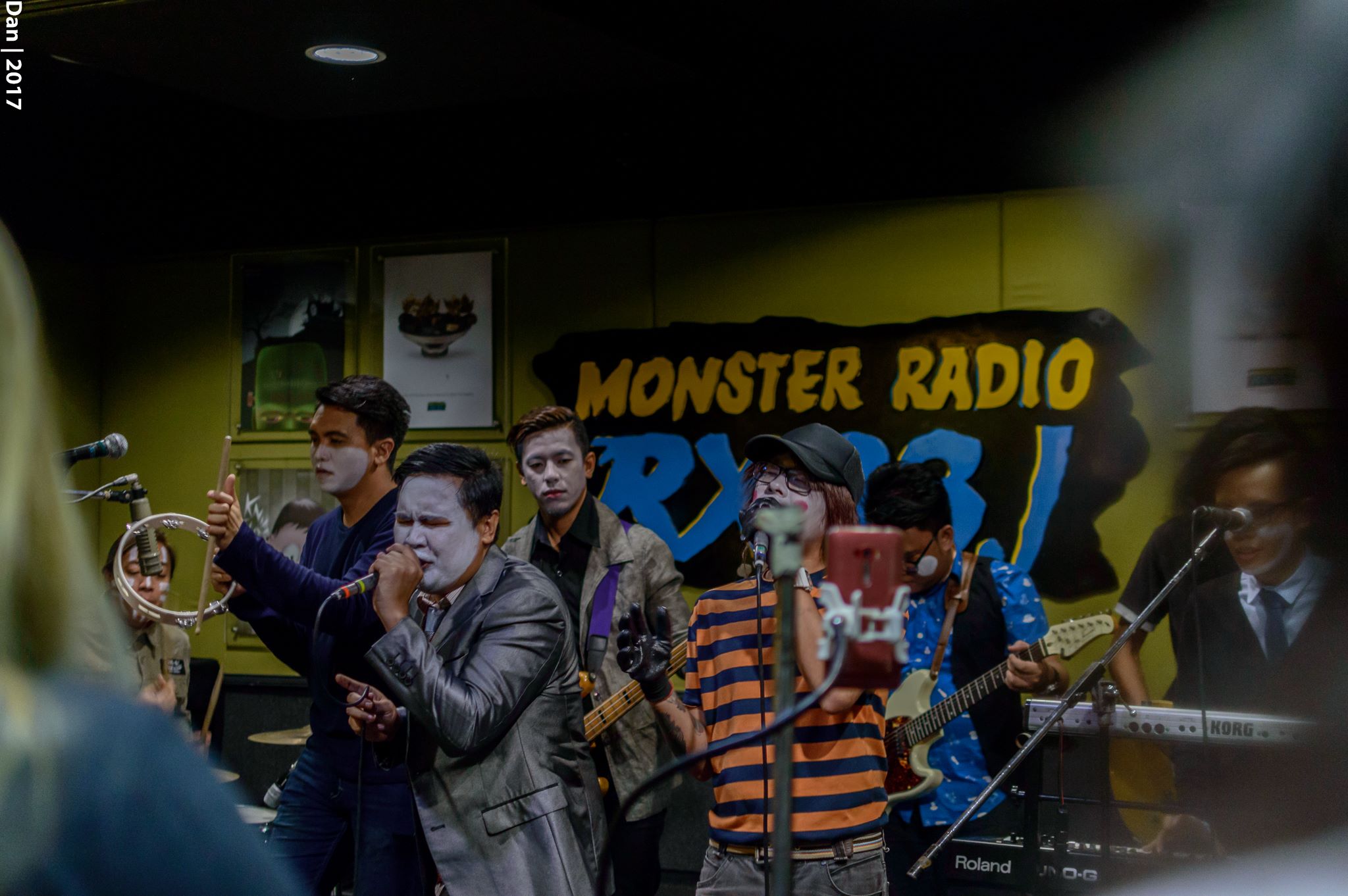High definition mini concert photography by Shutter Dan