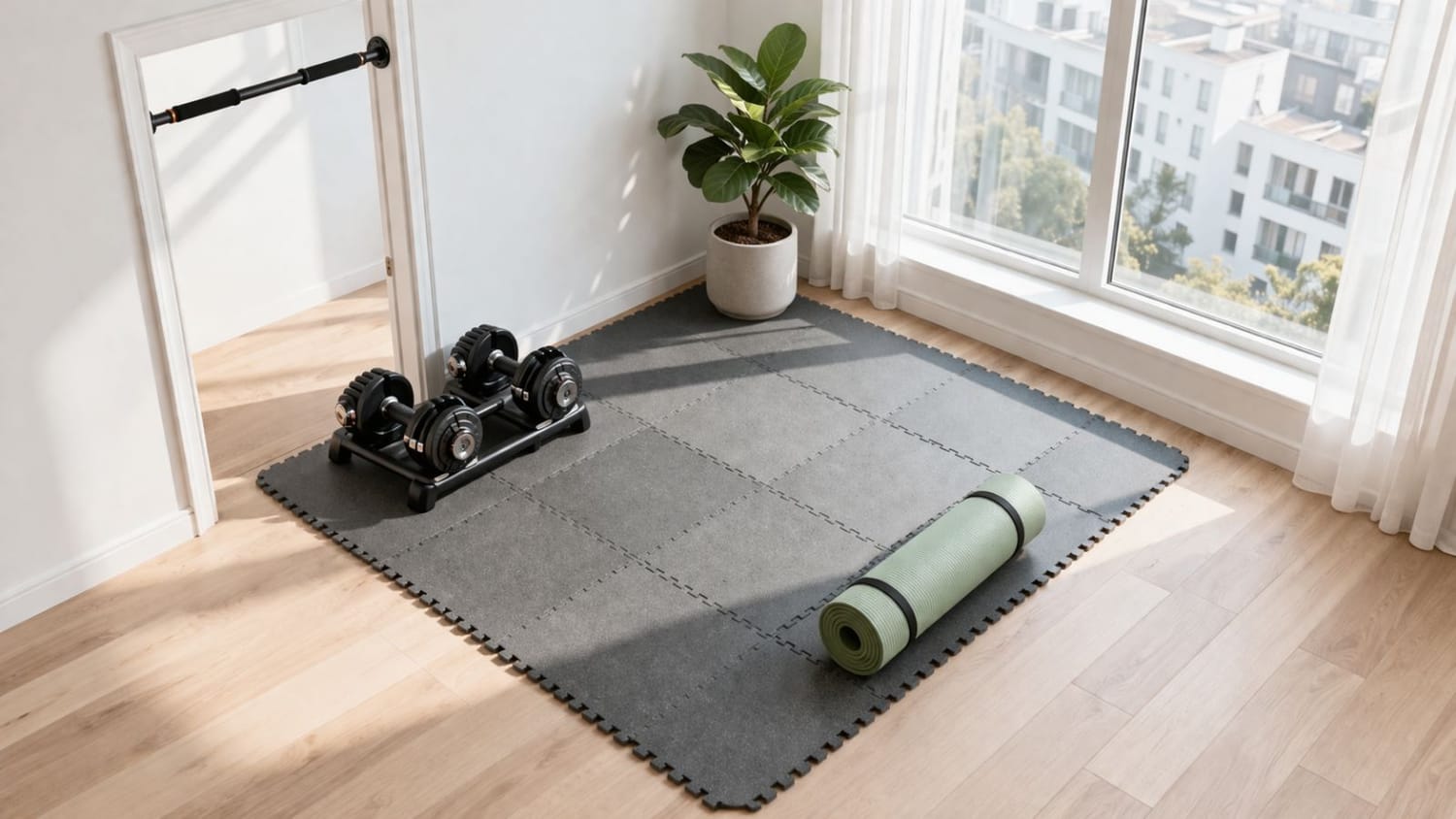 Modern house gym setup in a small apartment corner using adjustable dumbbells and rubber tiles