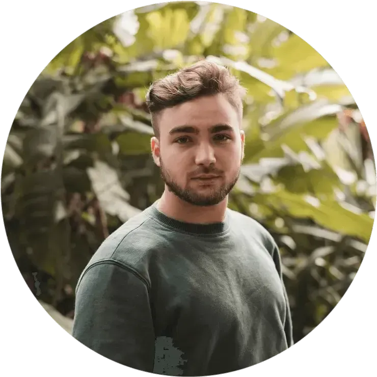 Screenshot of client review highlighting Facebook Ads lead generation results