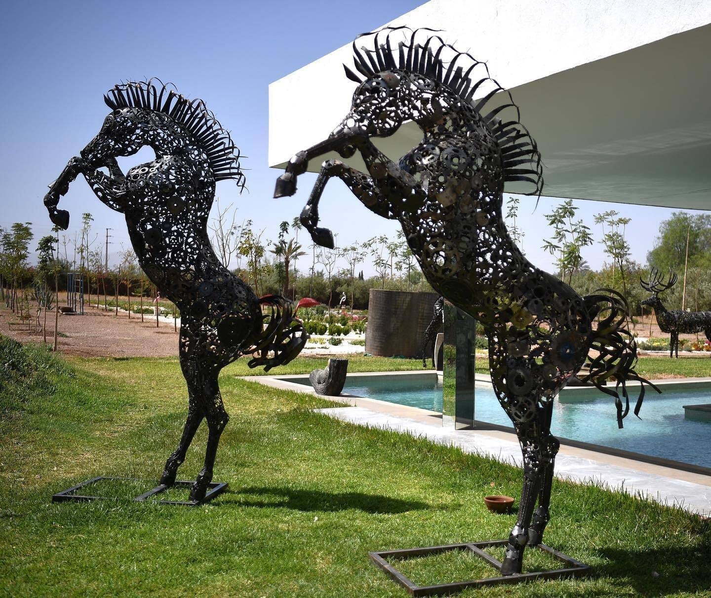 Sculpture contemporaine en métal recyclé